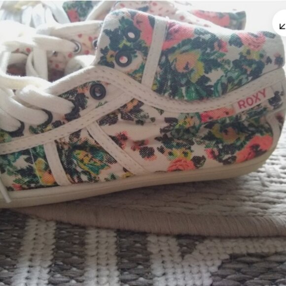Rocket Dog II ROXI  VINTAGE Floral Canvas adorable sneakers size 8 m - EUC - Picture 7 of 7